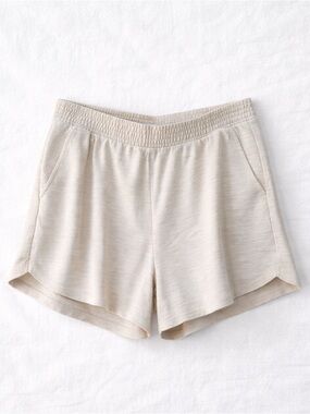 Old Navy Cream Elastic Waist Shorts – Women’s XL